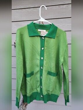 Two-Tone Green Button-Front Cardigan Sweater